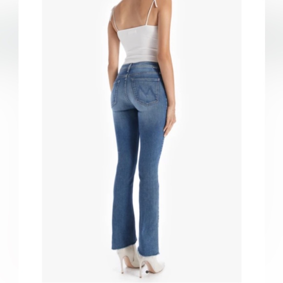 Mother Runaway Step Fray Jeans | Color: Leaps and Bounds | Size 30 - Picture 3 of 10